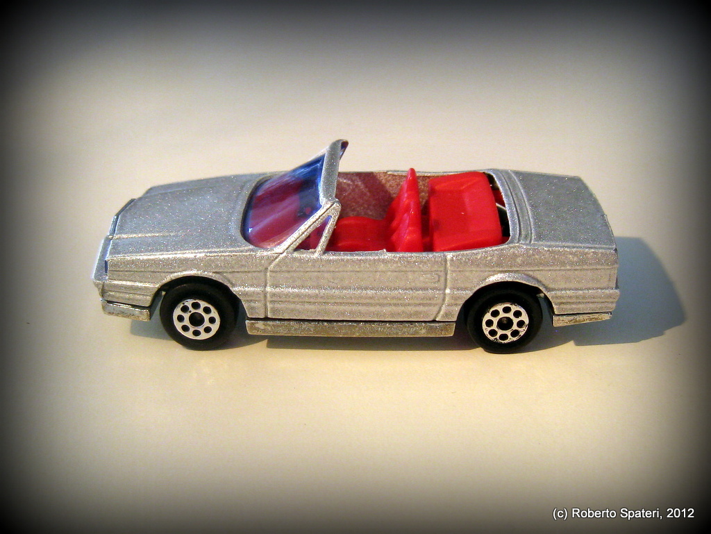 Majorette Cadillac Allante (n.253)